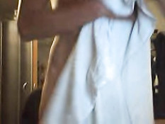 Towel boy needs no towel rail