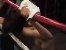 Cocksucking chicks in the ring