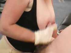 Great Handjob with BigTit Action