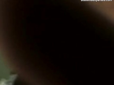 Две выпившие студентки трахаются с парнями