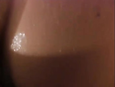 Fucking and digging in amateur's pussy