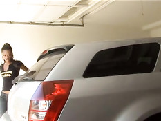 Rasta chick with hot body nailed well