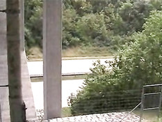 Private amateurs - Yvette pissing