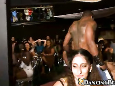 Ebony stripper on girlparty