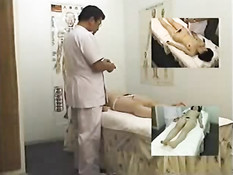 Asian gets a massage