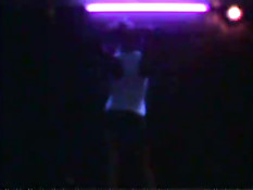 Hot babe doing a nice dance