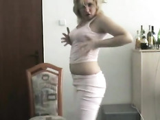 Good amateur girl strip