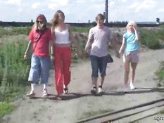 Молодёжный секс в лесу