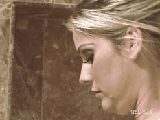 Melissa a blond busty chick after shower