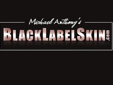 Thin but busty blonde has hot cunt