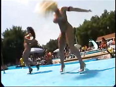 Public Pussy Parade!