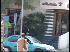 These Girls Can't Wait For Their Meal