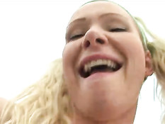 У моей девушки два отверстия для секса