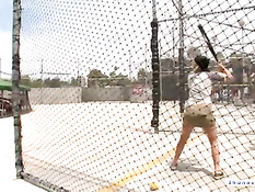 Бейсбол от двух молодых лесбиянок