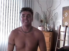 За кулисами происходят странные вещи