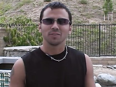 За кулисами происходят странные вещи