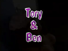 Страстная малышка получает в нежную киску