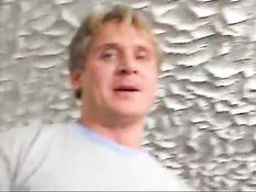 Девку любят во все дырочки