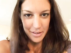 Она любит черный член во всех дырках