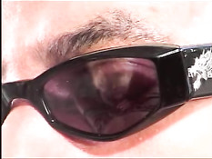 Белые шлюхи сосут чёрный член и ебутся