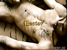 Домашний парень снова дрочит