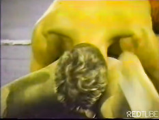 Борцы становящиеся голыми