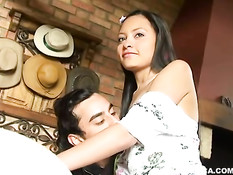 Весёлый азиатский секс