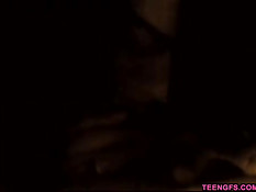 Малышка мастурбирует и трахается с парнем