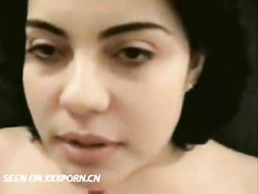 Арабская пара занимается сексом дома