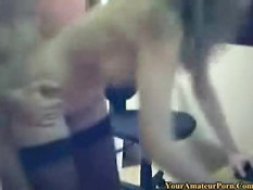 Peter и Tina продолжают свои секс утехи