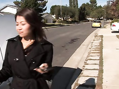 Горячий и сентиментальный азиатский массаж