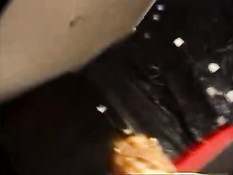 Секс со страпоном на лесбийской секс пати