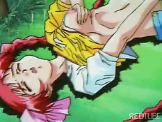 Девушка на острове злоупотребляет сексом