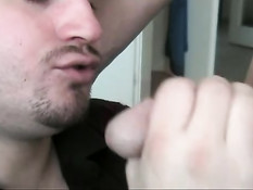 Красивое гей порно видео крупным планом