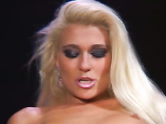 Синди любит секс в позе женщина сверху