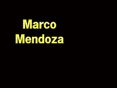 Два парня получают оргазм на кровати