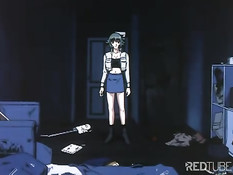 В лапах злобных монстров прекрасная девушка