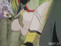 Девчонку заковали в цепи и посадили в клетку