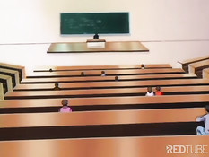 Аниме девушка принимает кулак в пизду