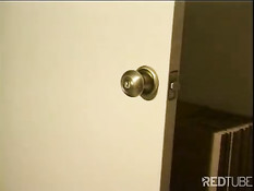 Чёрная девушка трахается с негром