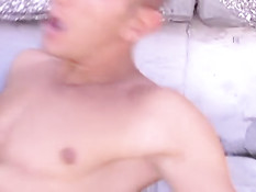 Сладкие мальчики трахаются на крыше