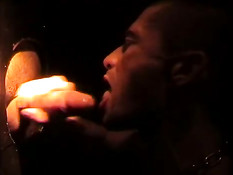 Фистинг анального отверстия гея