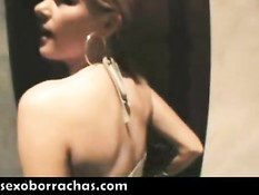 Весёлый трах в туалете