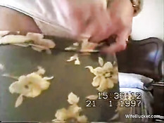 Домашний секс с женой в позе раком