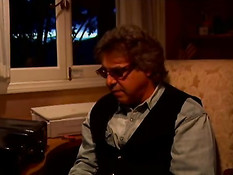 Мужики заказали домой шлюху