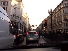 Горячая гей оргия в движущемся лимузине