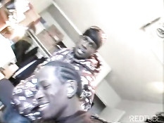 Мастурбация сексуальных чёрных парней