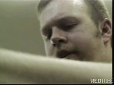 Трах на столе в столовой