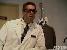 Случайный трах в общественном туалете