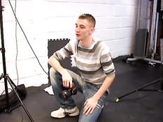 Три горячих фотогеничных мальчика